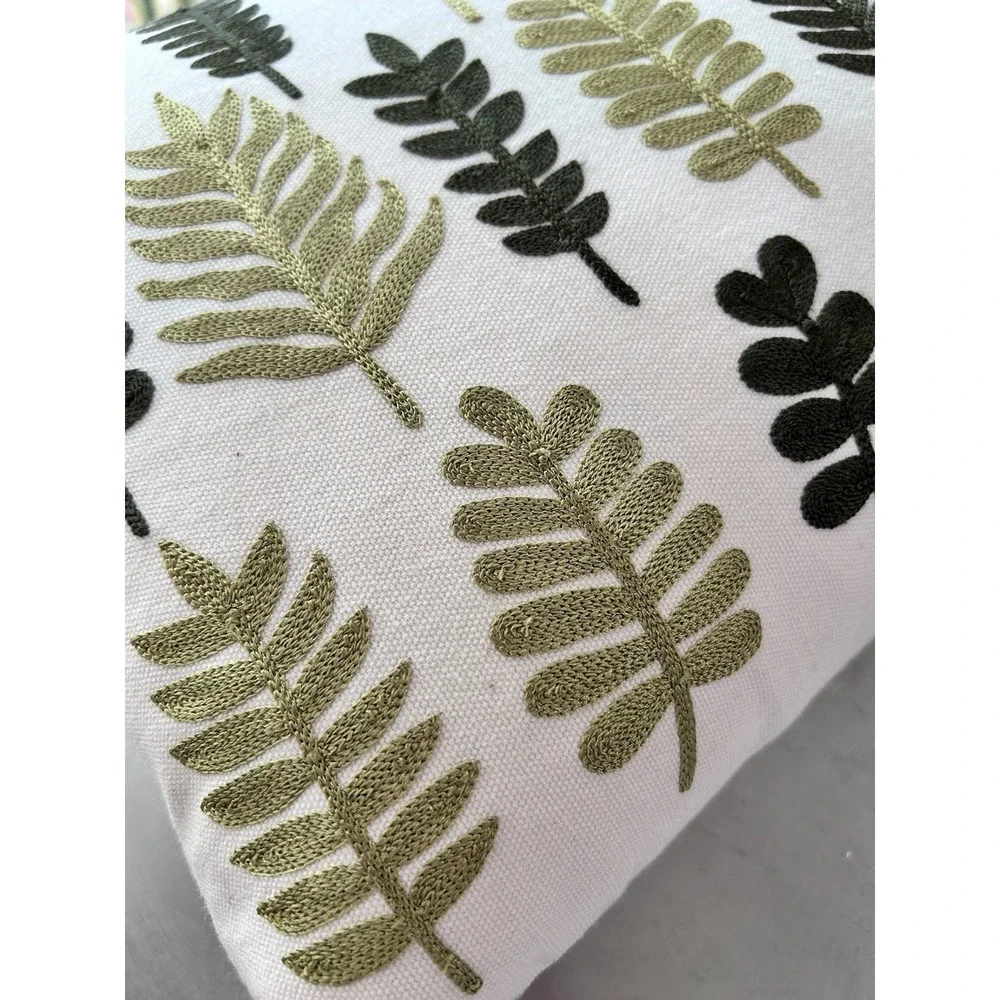 Crate & Barrel Tilly Pillow Cover Embroidered Leaves Ferns Down Insert EUC 18x12
